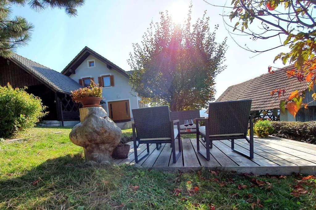 House Pucnk-Beautiful Countryside Villa Zelezniki Bagian luar foto
